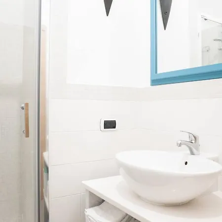 Apartment 4 Bedrooms In Center Location&view *