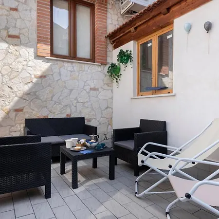 4 Bedrooms In Center Location&view * סורנטו