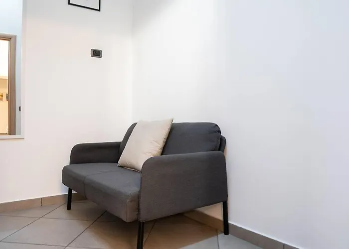 4 Bedrooms In Center Location&view Apartment